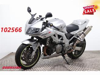 Schade motor Suzuki SV 1000 S Arrow 36.404 km! 2004/3