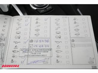 BMW 5-serie Touring 520i M-Sport BiXenon ACC HUD 360° SHZ PDC picture 22