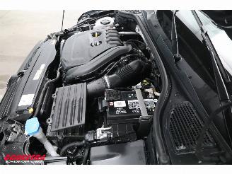 Volkswagen Golf Variant 1.5 TSI R-Line Pano LED ACC Virtual Camera LRHZ SHZ AHK picture 10