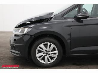 Volkswagen Touran 2.0 TDI 150 PK DSG Navi Clima Cruise SHZ PDC picture 11