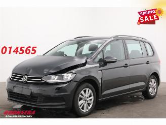 Unfallwagen Volkswagen Touran 2.0 TDI 150 PK DSG Navi Clima Cruise SHZ PDC 2023/8