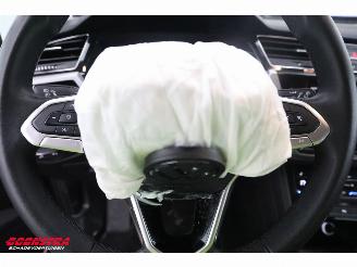 Volkswagen Touran 2.0 TDI 150 PK DSG Navi Clima Cruise SHZ PDC picture 20