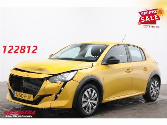 skadebil auto Peugeot e-208 EV Active 50 kWh APple/Android Navi Clima Cruise SHZ 2023/2