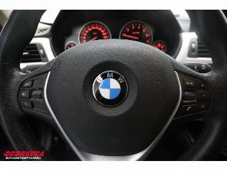 BMW 3-serie 318i Leder LED Navi Clima Cruise SHZ PDC picture 11