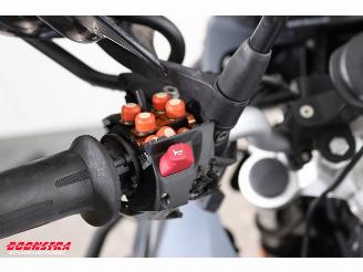 BMW  F 750 GS Exclusive Dynamic ESA Cruise Heizgriffe picture 14