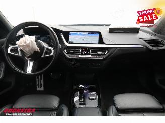 BMW 1-serie 118i Aut. M-Sport Leder Navi Clima Cruise SHZ PDC picture 15