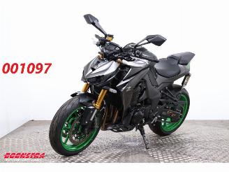 dommages motocyclettes  Kawasaki  Z1100 Z1100 ABS LED Arrow Cruise 986 km!! 2026/3
