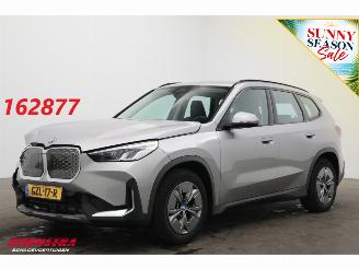 Auto incidentate BMW iX1 xDrive30 67 kWh LED ACC Apple/Android Camera SHZ 2025/1
