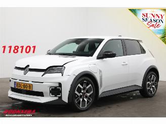 Schadeauto Renault 5 comfort range Techno 52 kWh LED ACC Apple/Android Camera 225 km!! 2026/3