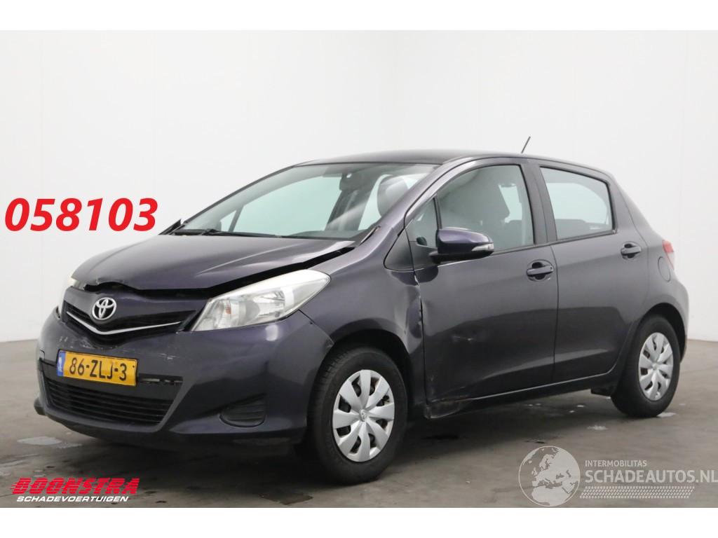 Toyota Yaris 1.0 VVT-i Aspiration Airco Camera AHK 67.935 km!