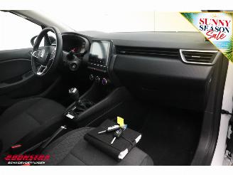 Renault Clio 1.0 TCe 90 Equilibre Navi Airco Cruise picture 11