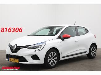 skadebil auto Renault Clio 1.0 TCe 90 Equilibre Navi Airco Cruise PDC 2022/11
