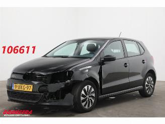 Unfallwagen Volkswagen Polo 1.4 TDI BlueMotion 5-DRS Bluetooth Airco Cruise 2014/8