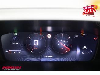 Peugeot 308 SW 1.2 PureTech Allure Pack Bus. Apple/Android Virtual Camera PDC picture 23