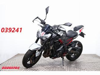 dommages motocyclettes  Kawasaki Z 900 ABS LED Akrapovic 8.583 km! 2022/4