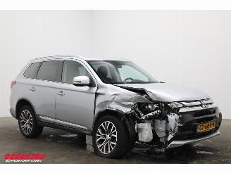 Mitsubishi Outlander 2.0 Executive Edition Navi Clima Cruise Camera PDC AHK picture 2