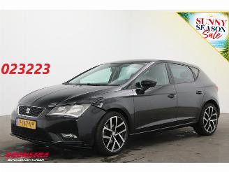 Voiture accidenté Seat Leon 1.2 TSI Reference Airco Bluetooth Cruise SHZ PDC 2013/11
