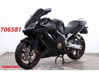 krockskadad bil motor Honda  CBR 600F Dominator 2007/3