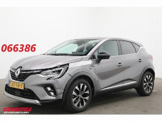 Vaurioauto  passenger cars Renault Captur 1.6 E-Tech PHEV 160 techno LED ACC Apple/Android Camera 2023/8