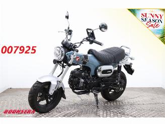 begagnad bil motor Honda DL 650 Dax Dax ST125 ABS LED 2024/7