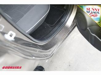 Kia Venga 1.6 CVVT ExecutiveLine Aut. Navi Camera Cruise 89.918 km!! picture 9