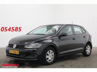 damaged passenger cars Volkswagen Polo 1.0 MPI Comfortline Airco Bluetooth Cruise 2018/3
