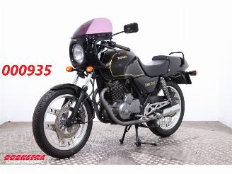 krockskadad bil auto Honda XBR 500 1988 1988/3