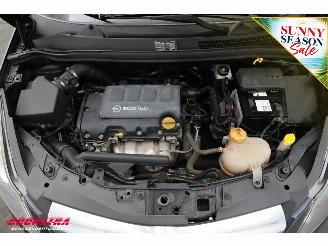 Opel Corsa 1.2-16V '111' Edition 5-drs Airco Cruise 57.145 km! picture 12