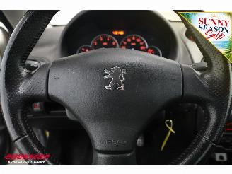Peugeot 206 CC 1.6-16V Roland Garros Hardtop Clima Leder picture 12