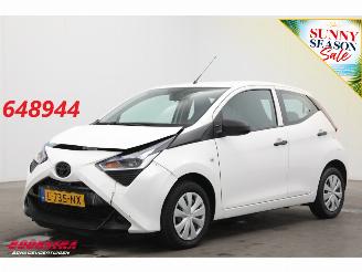 Coche accidentado Toyota Aygo 1.0 VVT-i x-fun Airco Cruise 2021/6