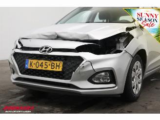 Hyundai I-20 1.0 T-GDI Comfort Cruise SHZ LrHZ Airco Camera PDC Bluetooth picture 12