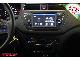 Hyundai I-20 1.0 T-GDI Comfort Cruise SHZ LrHZ Airco Camera PDC Bluetooth picture 17
