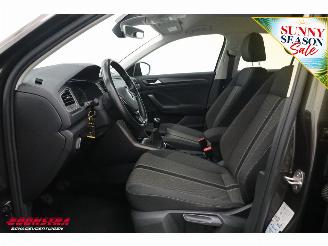 Volkswagen T-Roc 1.5 TSI Sport ACC Navi Airco Virtual Bluetooth AHK picture 16