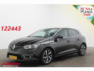Vaurioauto  passenger cars Renault Mégane 1.2 TCe Bose Cruise Navi Clima PDC 2017/3