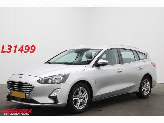 skadebil auto Ford Focus 1.0 EcoBoost Hybrid Trend Edition Business Navi Clima Cruise Camera PDC 2020/9