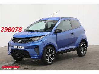 skadebil brommobiel Aixam  e Coupé Sport Leder Apple/Android Camera 2025/8