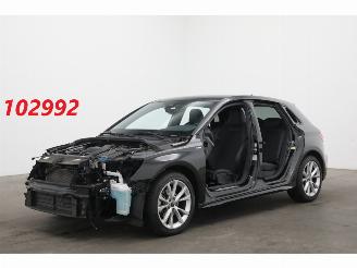 damaged passenger cars Audi A3 Sportback 30 TFSI AUT S-Line edition Teilediebstahl ACC Clima Navi Virtual PDC 2025/5