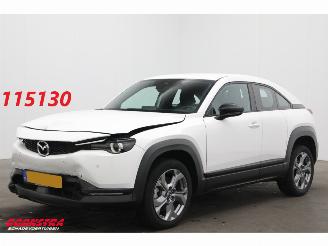 krockskadad bil auto Mazda MX-30 e-SkyActiv 145 36 kWh LED ACC Apple/Android Camera PDC 2021/6