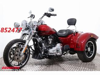 krockskadad bil motor Harley-Davidson  Freewheeler 5HD! ABS LED Cruise 16.731 km! 2019/11