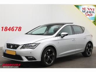 damaged passenger cars Seat Leon 1.2 TSI DSG Style Business Pano Schuif/kantel Cruise Navi Clima Apple/Android Camera PDC 2017/1