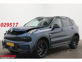 krockskadad bil auto Lynk & Co 01 1.5 eHybrid Cruise Navi Clima Memory SHZ Camera PDC 2023/2