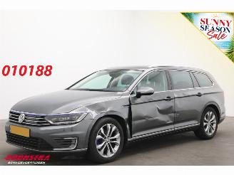 Vaurioauto  passenger cars Volkswagen Passat Variant 1.4 TSI GTE Highline ACC Navi Clima Apple/Android SHZ Virtual Camera PDC AHK 2016/7