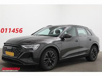 krockskadad bil auto Audi Q8 50 quattro Advanced 95 kWh B&O Pano ACC Leder Memory SHZ Apple/Android Virtual Camera PDC 2023/4