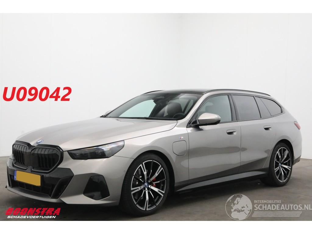BMW 5-serie Touring 530e Aut. M-Sport Edition Pano ACC Navi Leder SHZ Apple/Android Virtual Camera 360° PDC