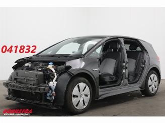 Auto incidentate Volkswagen ID.3 Pro Edition 58 kWh Teilediebstahl ACC LrHZ SHZ Virtual Apple/Android Camera PDC 2023/4