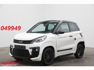 krockskadad bil brommobiel Ligier  JS60 Sport Sun Airco Leder Apple/Android Camera PDC 2024/3