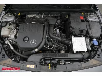 Mercedes Cla-klasse 180 Luxury Line ACC Navi Clima Apple/Android Camera SHZ PDC picture 9