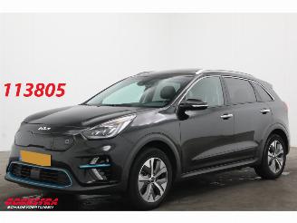 Schadeauto Kia e-Niro DynamicPlusLine 64 kWh Pano ACC Navi Clima Apple/Android Camera PDC 2021/10