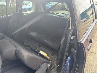 Mazda 5  picture 9