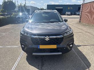 Vaurioauto  passenger cars Suzuki S-Cross  2022/9